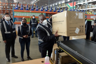President Ramaphosa at Takedalot warehouse, Kempton Park, receiving PPE shipment. Press Association