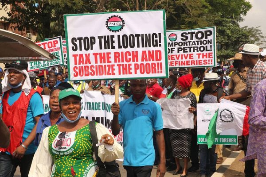 Members of the Nigeria Labour Congress (NLC) staged a nationwide protest in March 2021, over proposed amendments to the minimum wage. 